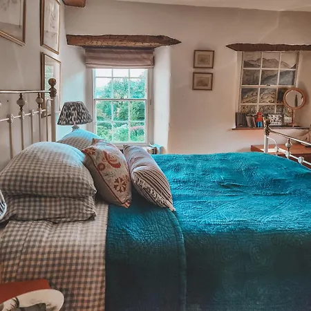 Stunning District Farmhouse * Underbarrow