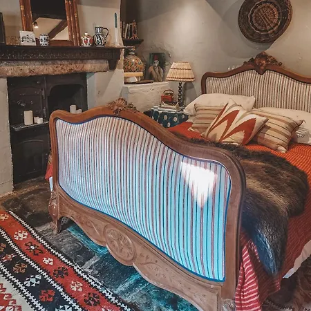 Stunning District Farmhouse *